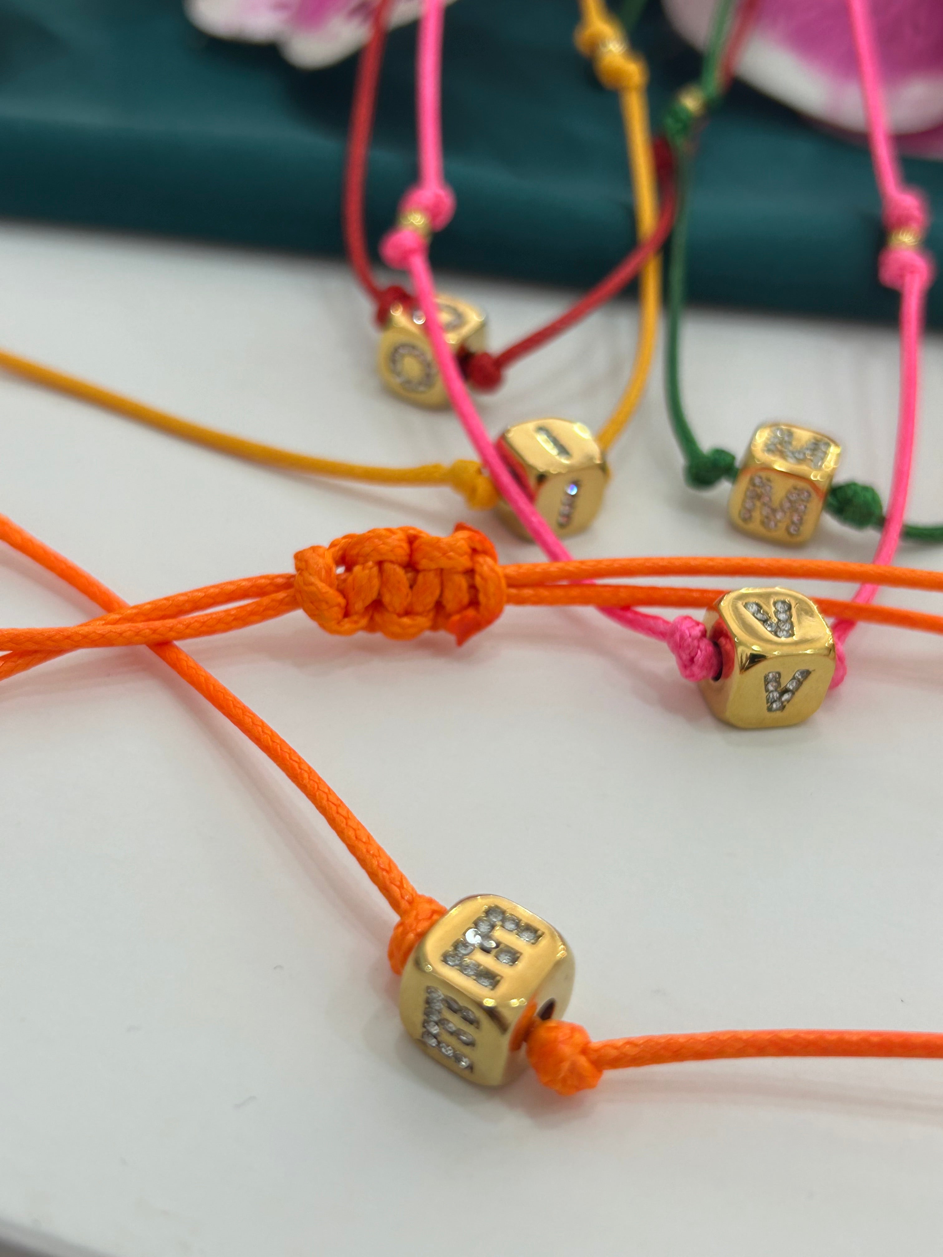 Collana Summer Iniziale