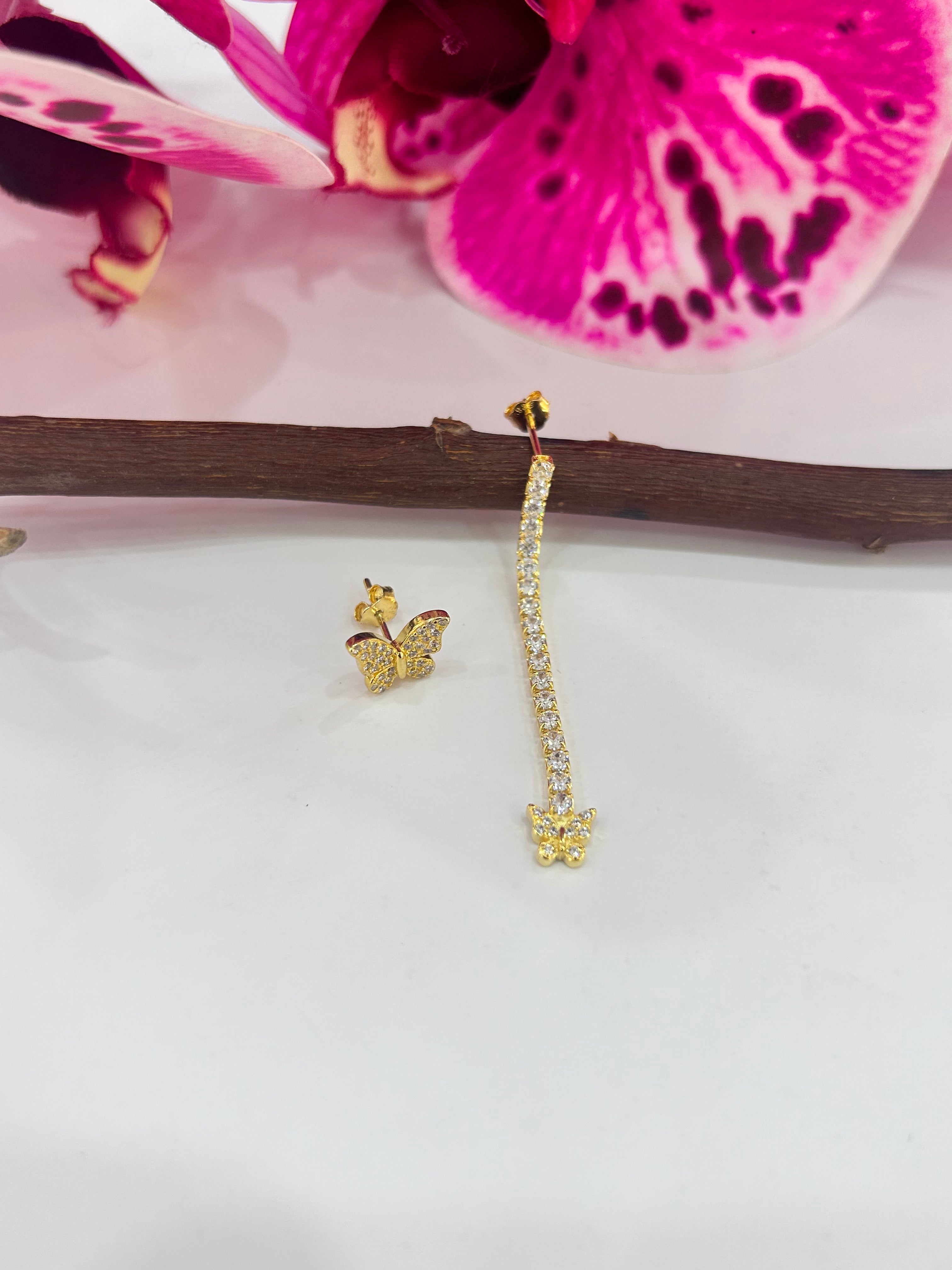 Orecchini Different Farfalla