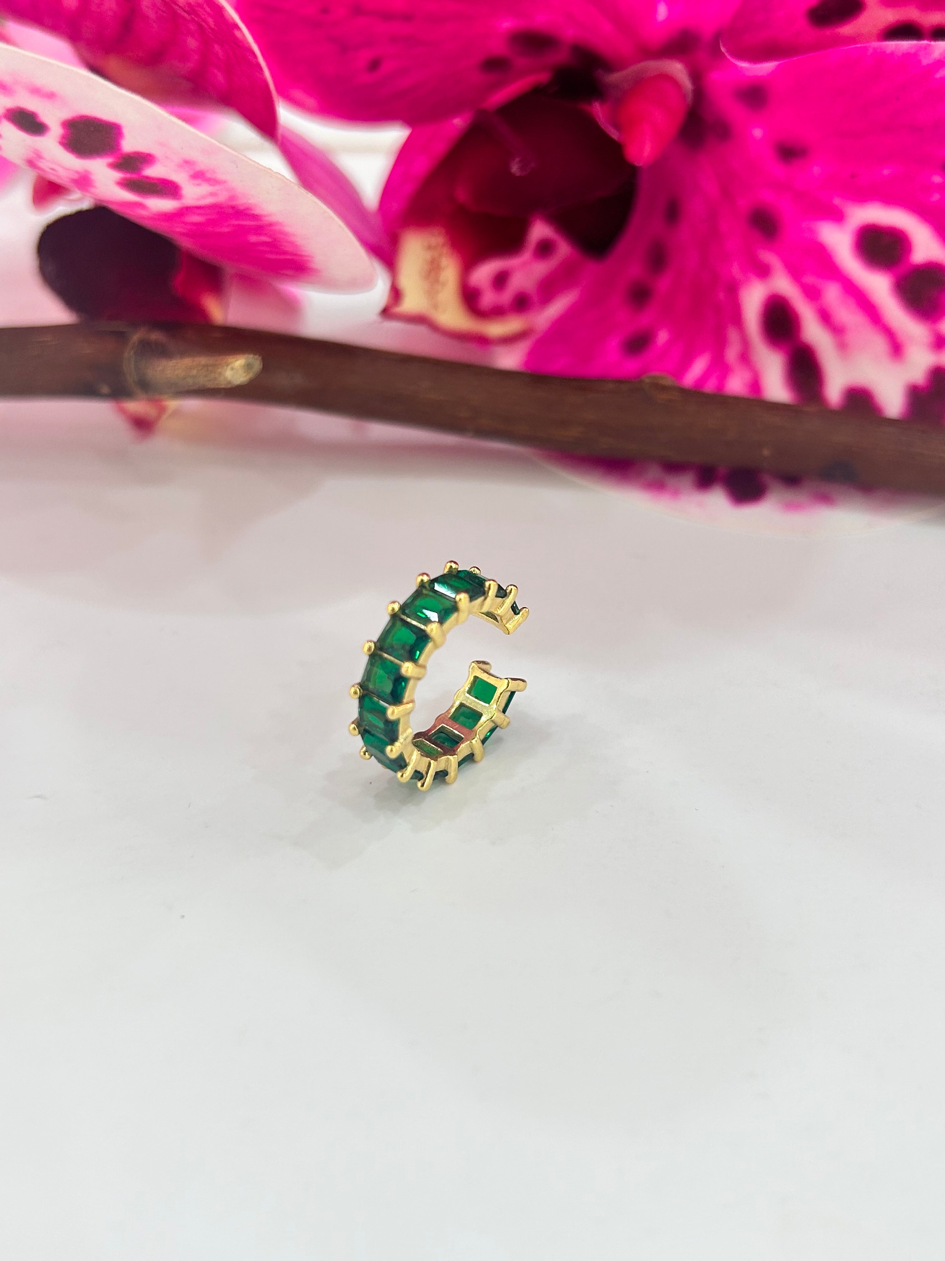 Ear Cuff Green