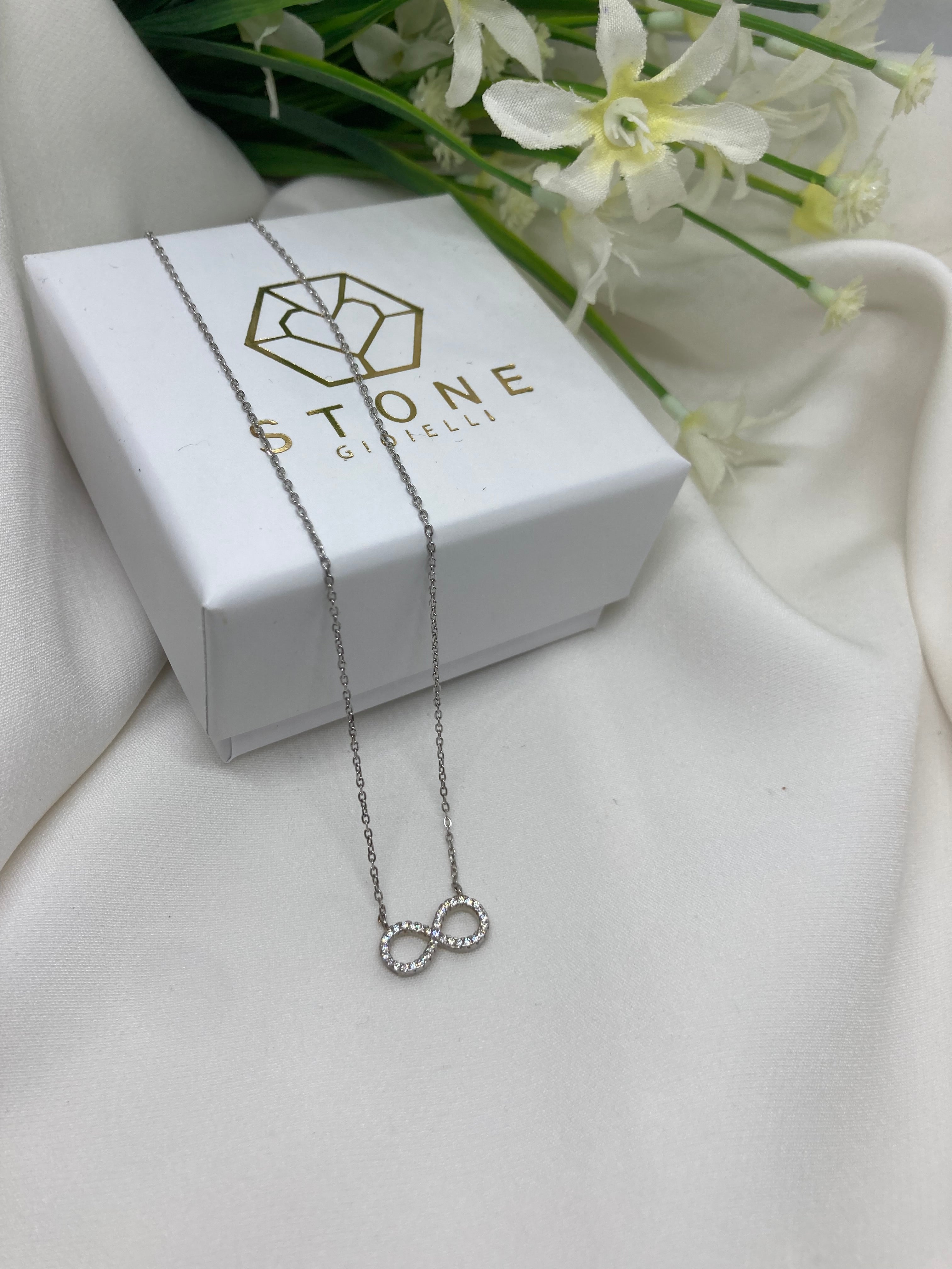 Collana Infinity