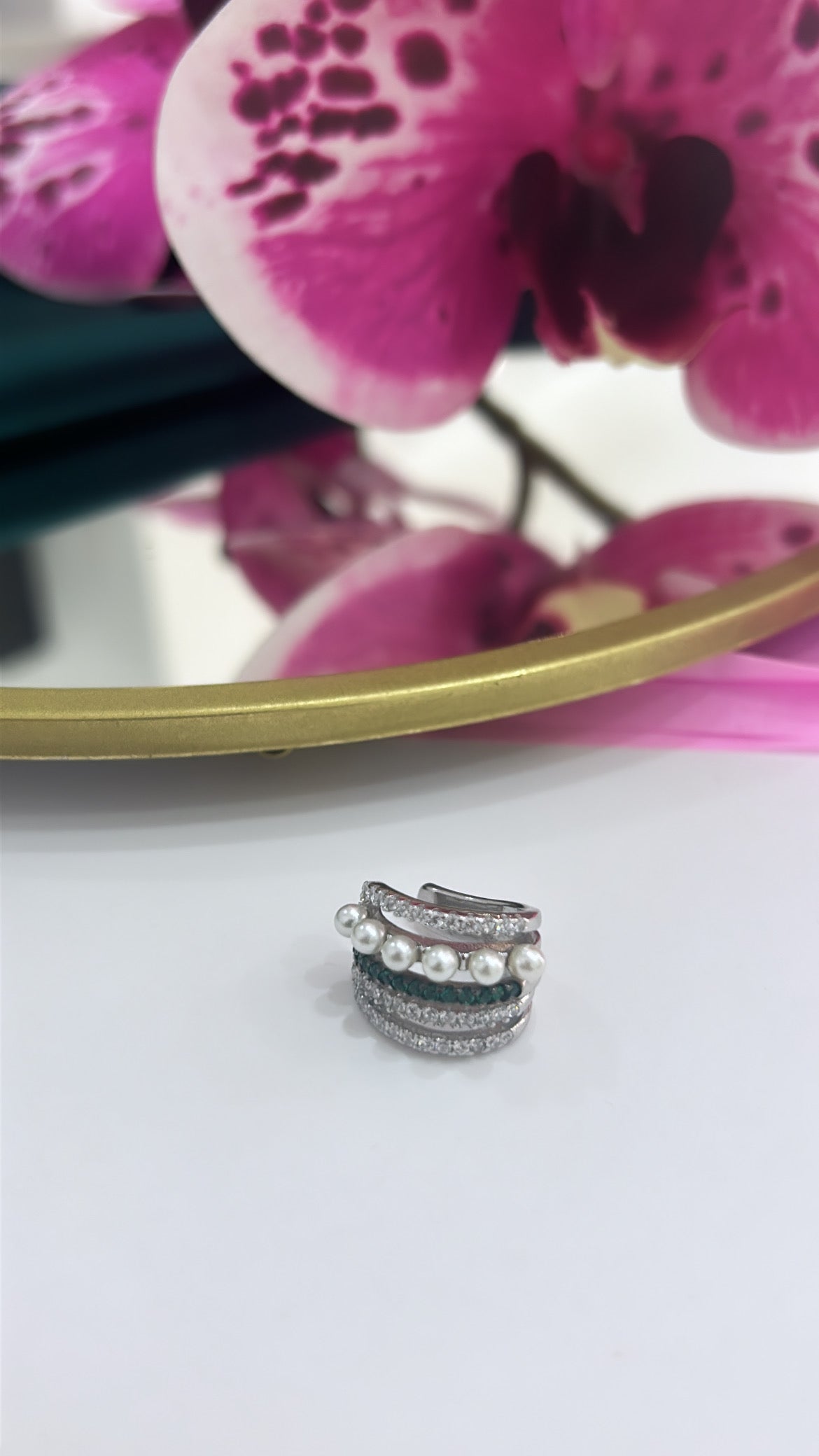 Ear Cuff  Perla