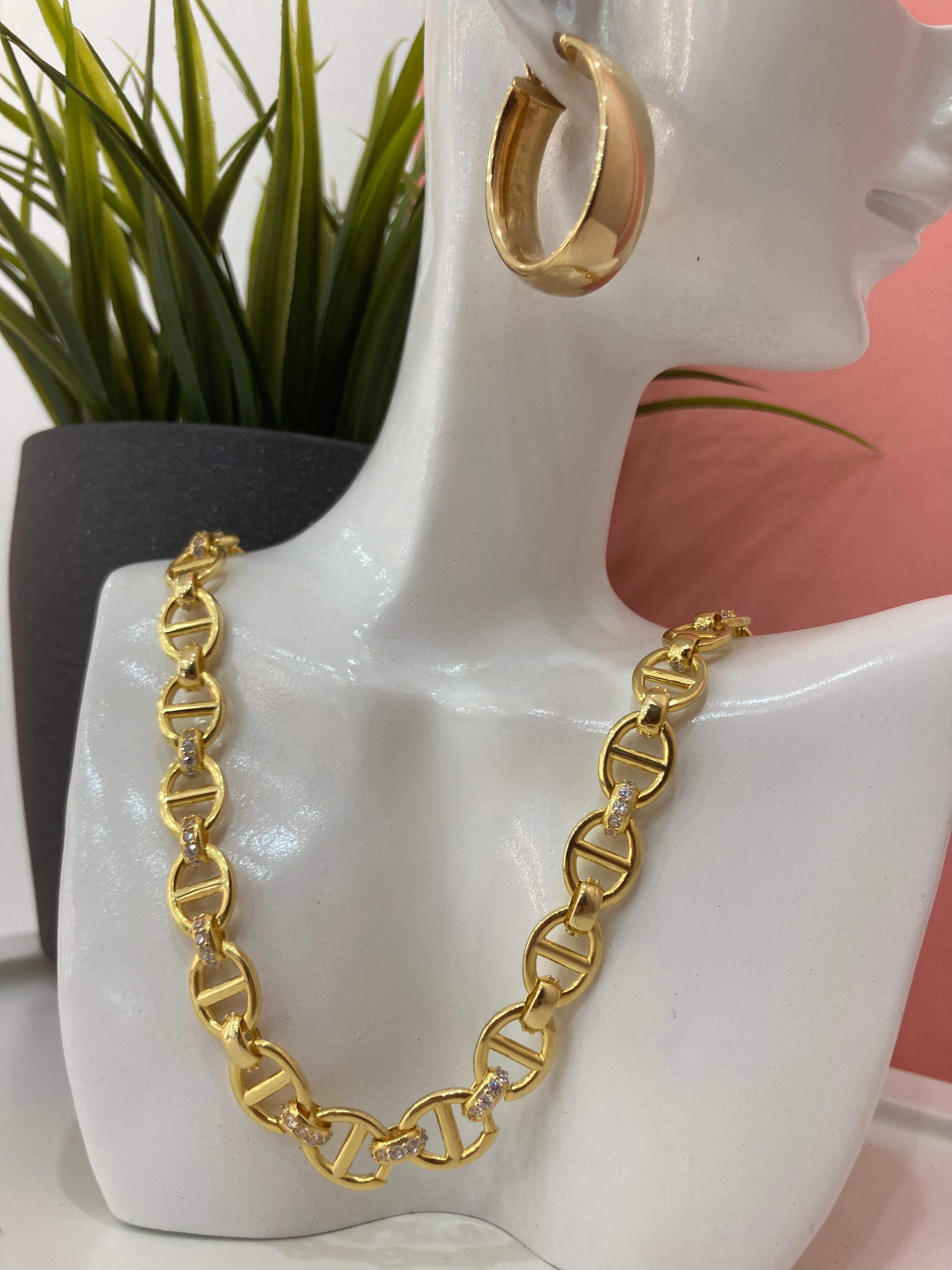 Collana DNA