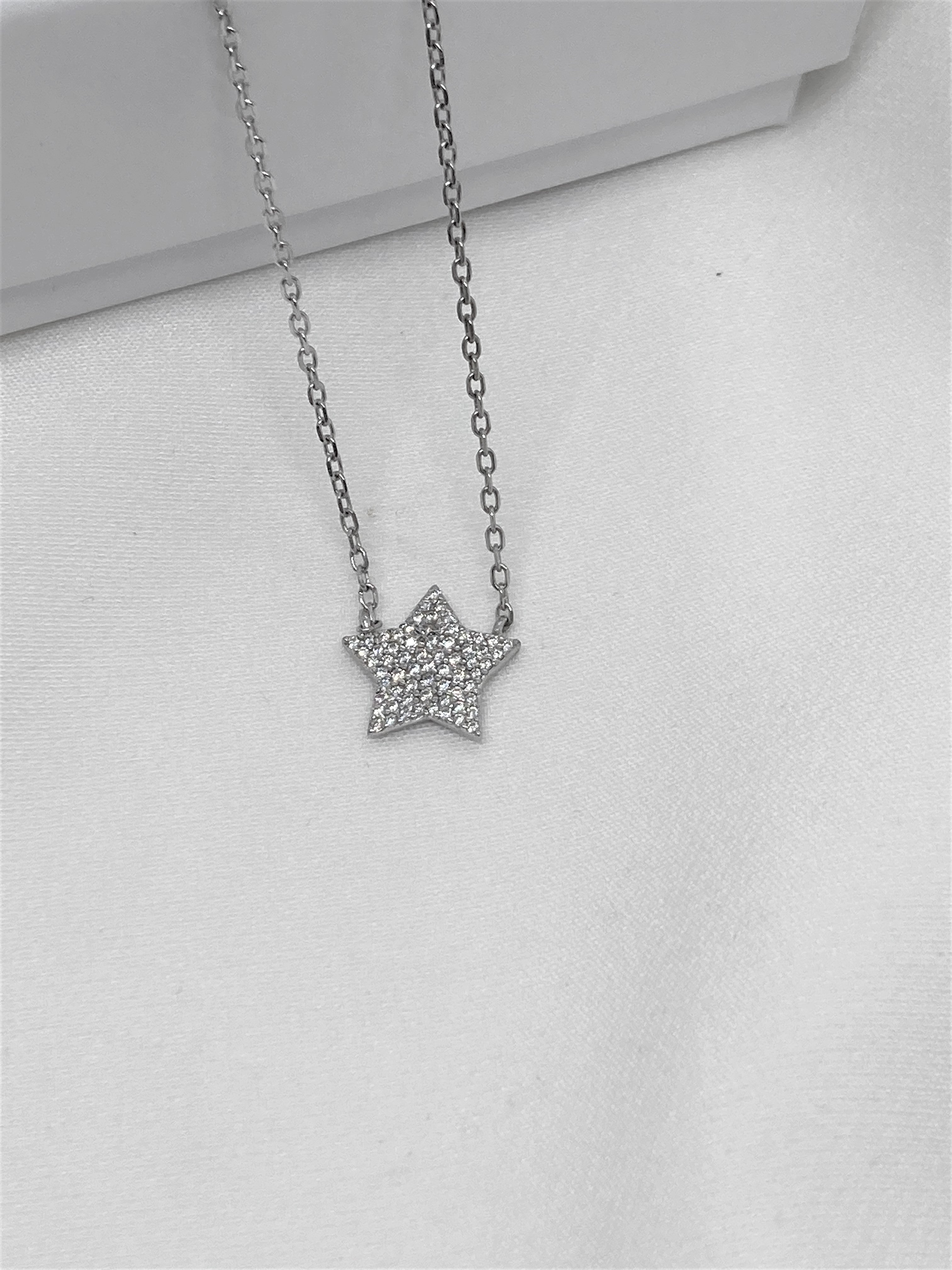 Collana Star